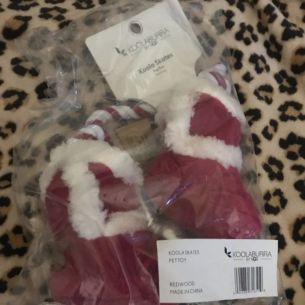 UGG nwt koola